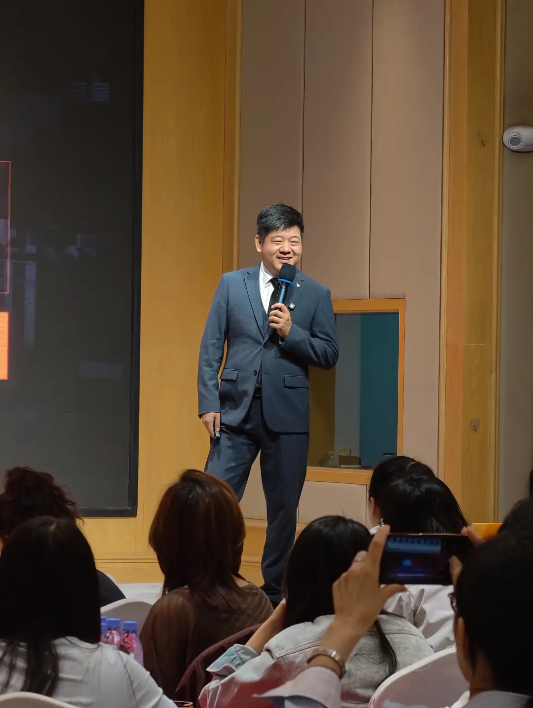 儿童影楼私域陪跑服务应该怎么挑选服务商?