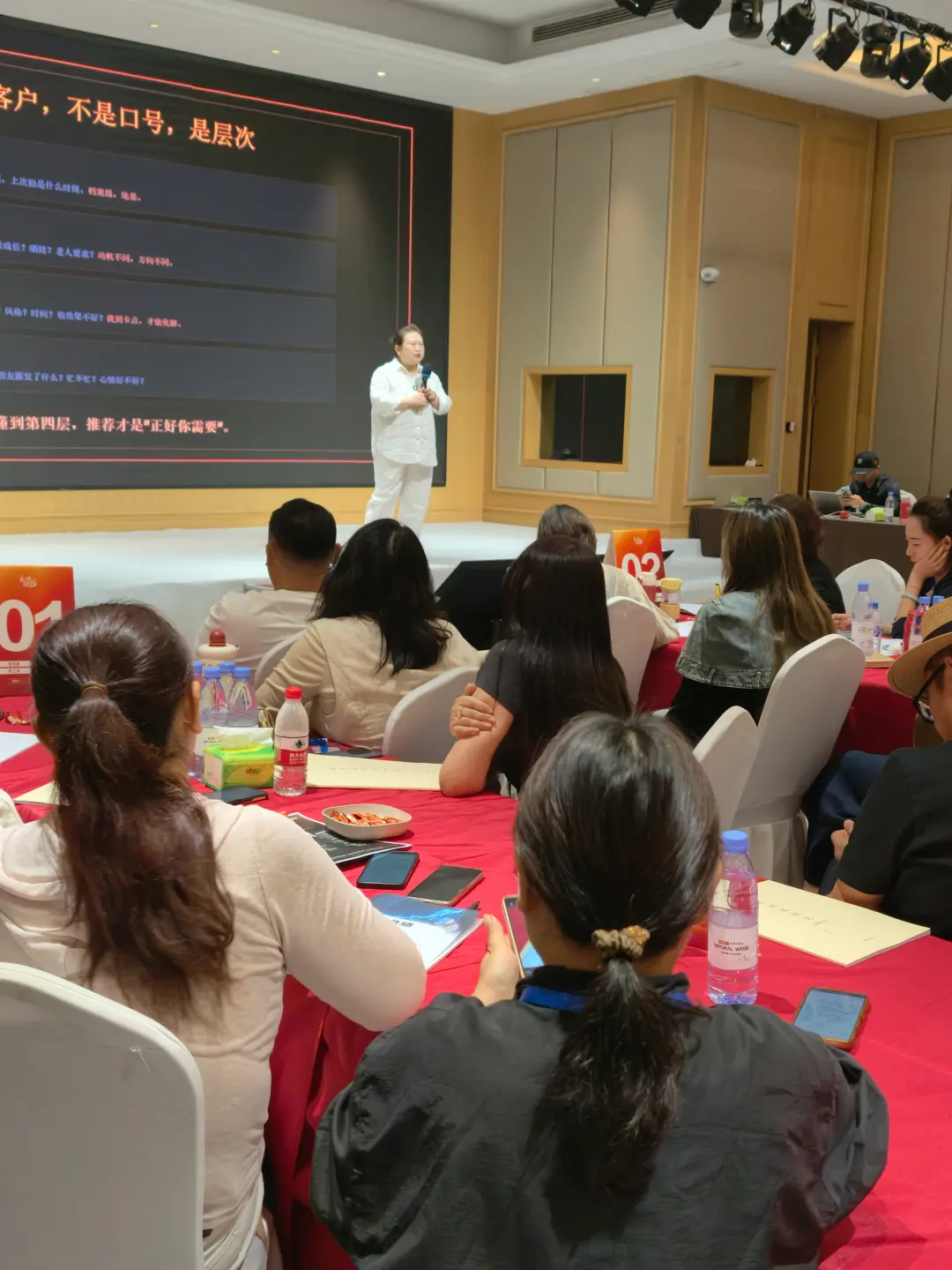我请了代运营发朋友圈，为什么没效果？儿童影楼私域运营