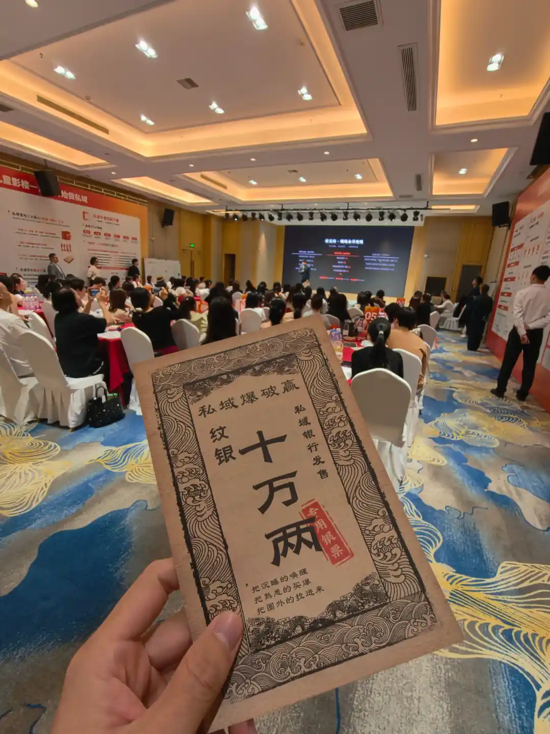 我门店不大,就我一个老板加两个员工,做私域是不是太早了?儿童影楼私域运营